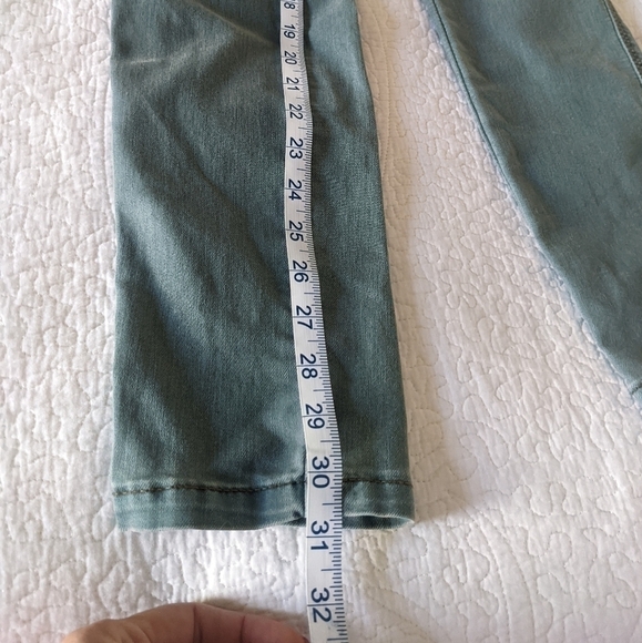 𝅺RARE Free People Light Aqua Skinny Jeans 27 - Picture 4 of 10